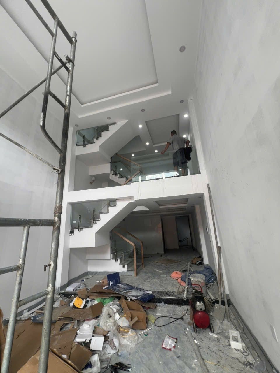 Bán Nhà 3 Tầng 1 Xép Gần Cây Xăng Cao Thắng,DT:56.7m2,MT:4.5m !!!