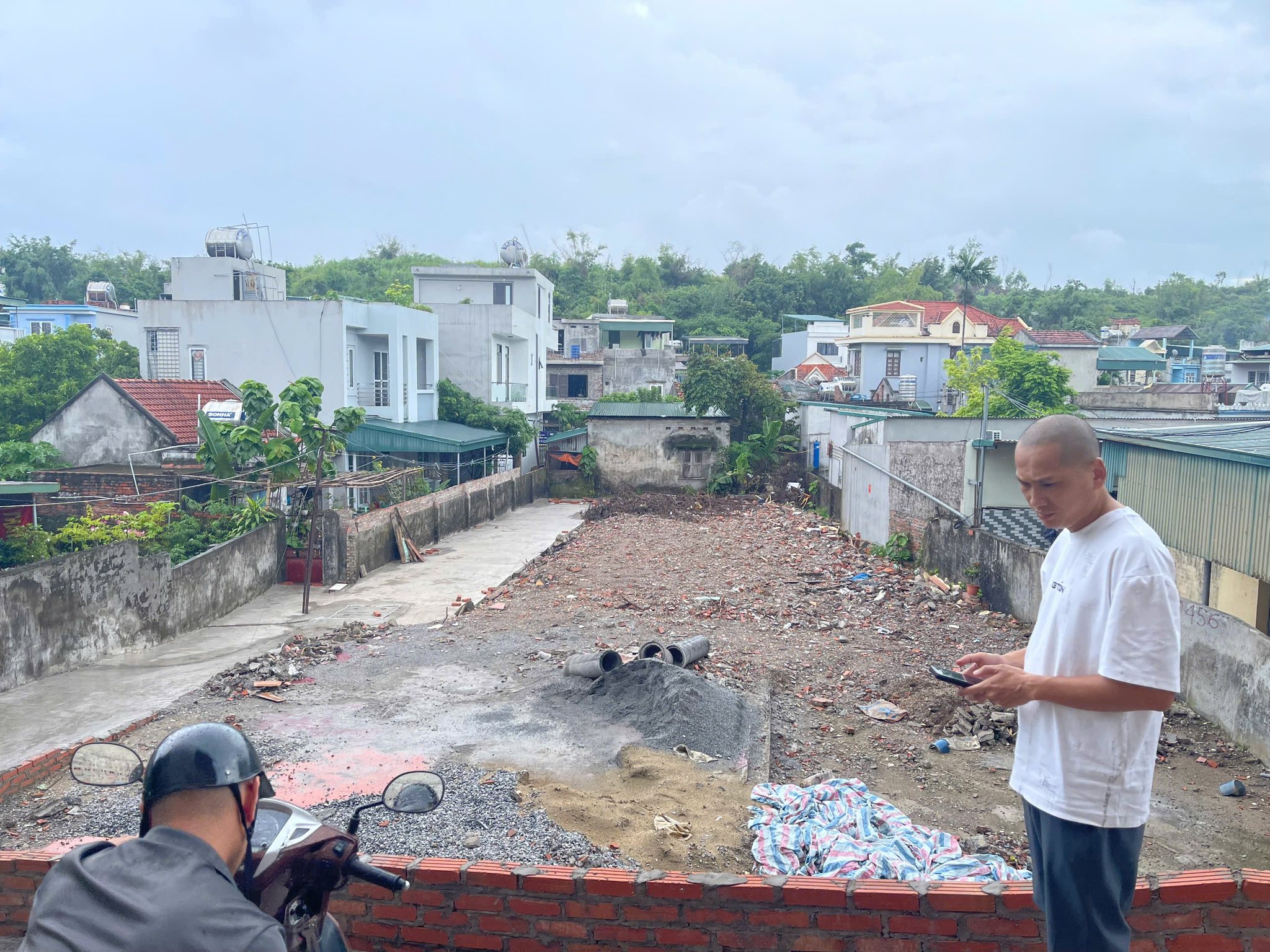 Bán đất ngõ 10 Cao Xanh,Hạ Long. DT:45m2-54m2 Giá 7xx Triệu !!!