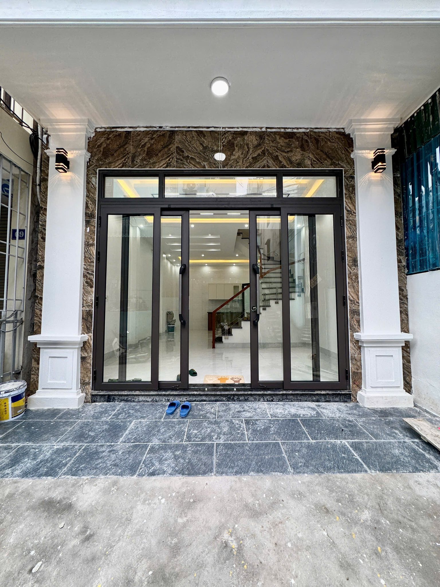 Bán Nhà 4 Tầng Khu Nghĩa Địa Đạo,Hạ Long. DT:54.5m2,MT:5m.H: TB !!!