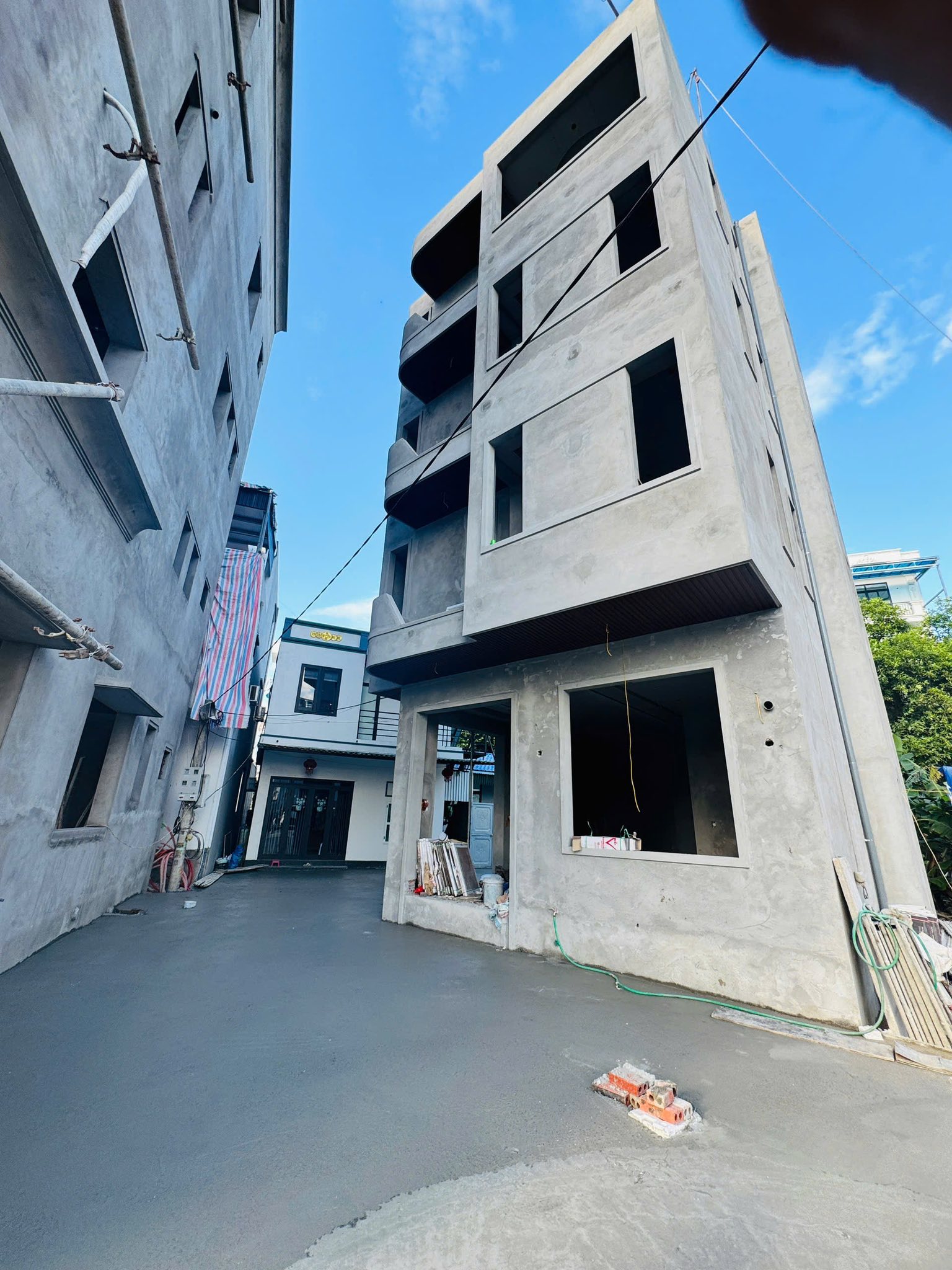 Bán Nhà 4 Tầng Ô Góc Cạnh Cổng Lideco Bãi Muối. DT:64.6m2 Siêu Đẹp !!!