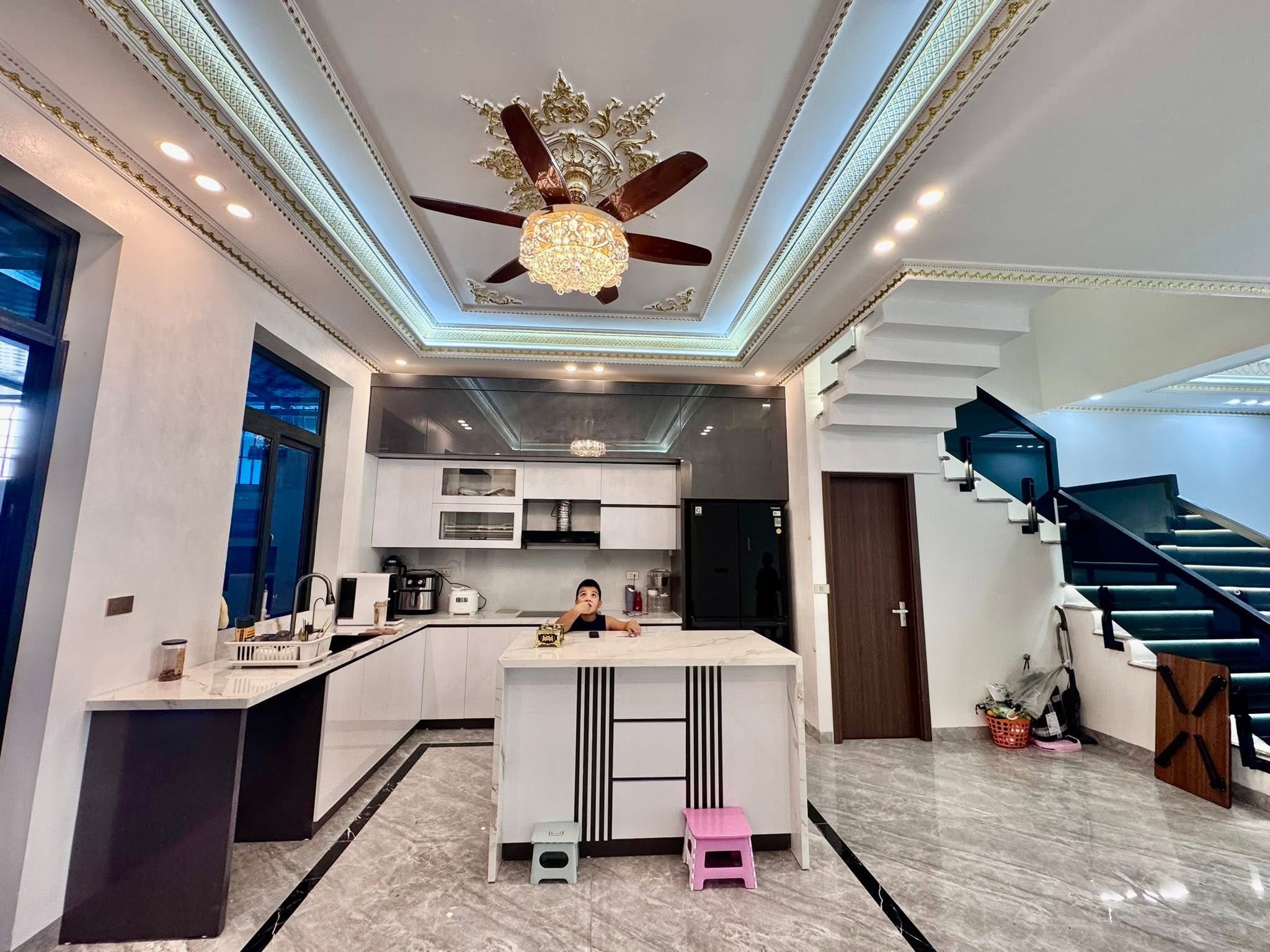 Bán Biệt Thự Mini 4 Tầng Cao Xanh. DT:145m2 Siêu Đẹp !!!