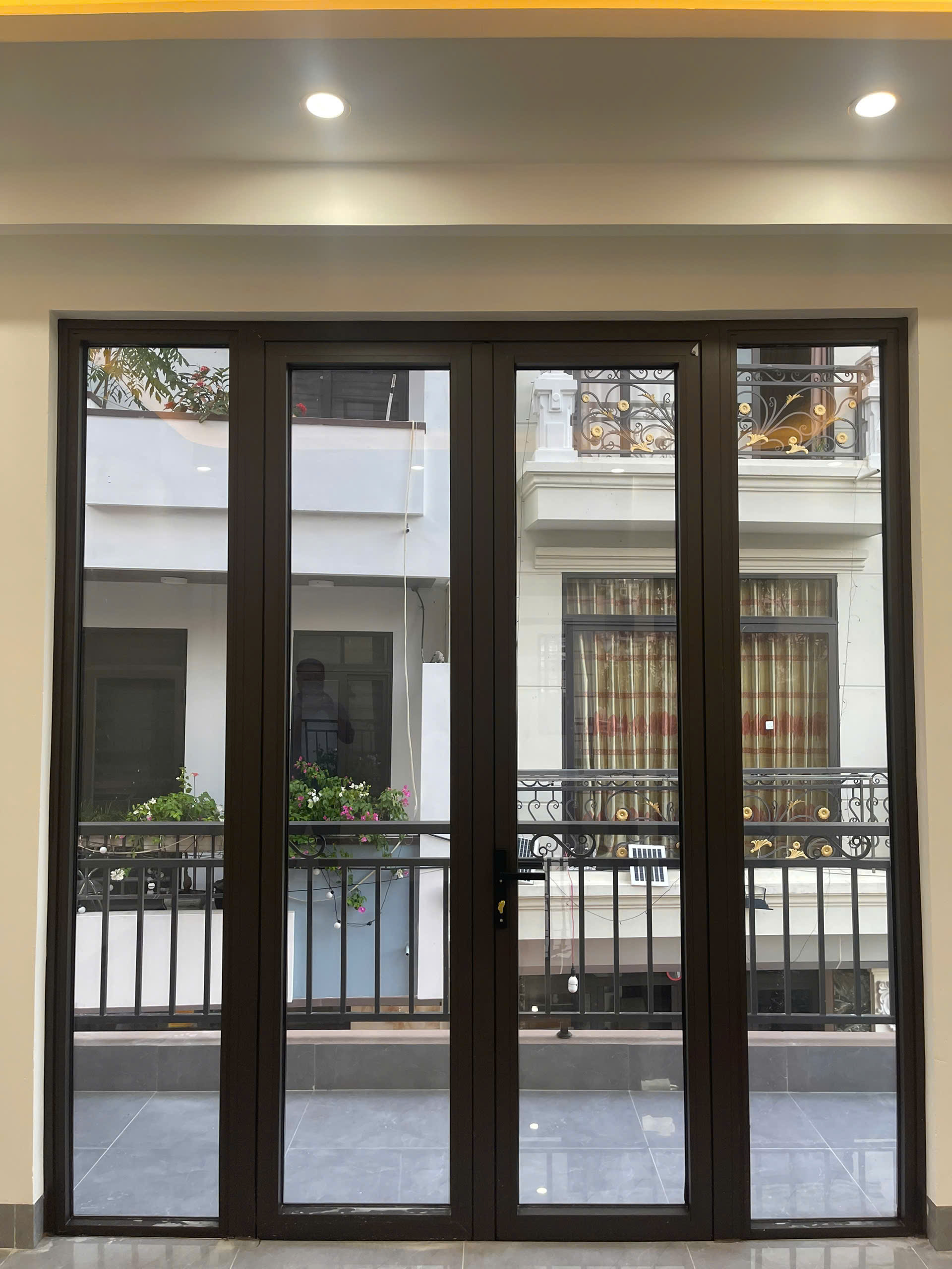 Bán Nhà 3.5 Tầng Moong Y Tế Hà Lầm. DT:58m2,MT:5m.Oto Tránh Nhau !!!