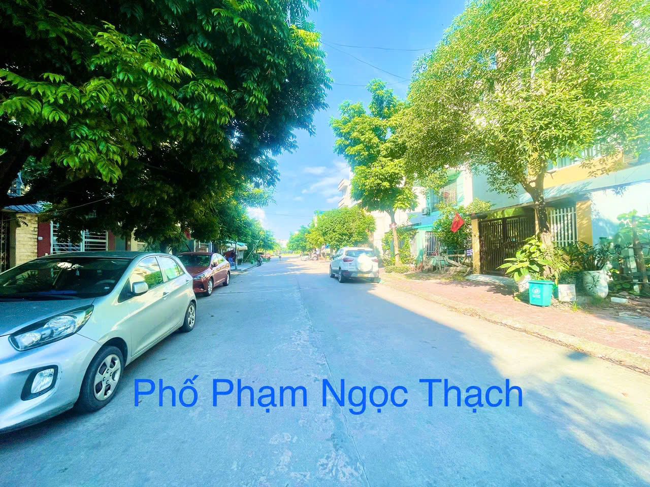 Bán Đất Đấu Nối Vựng Đâng. DT:67.5m2,MT:4.5m. Kinh doanh tốt !!!