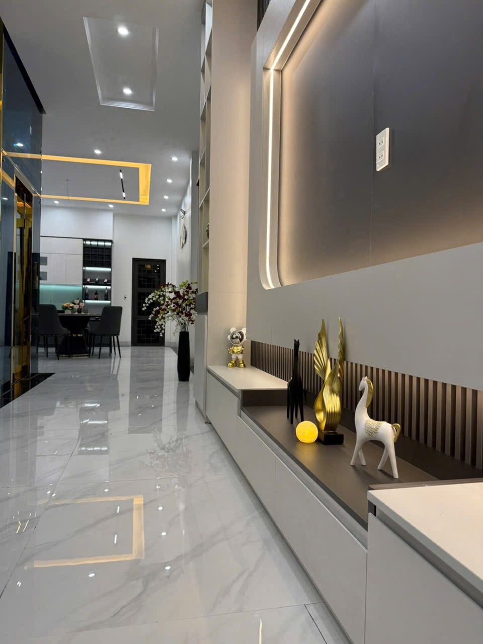 Bán Nhà 4 Tầng KĐT Lideco Cao Thắng. DT:65m2,MT:5m.H: Đông Bắc !!!