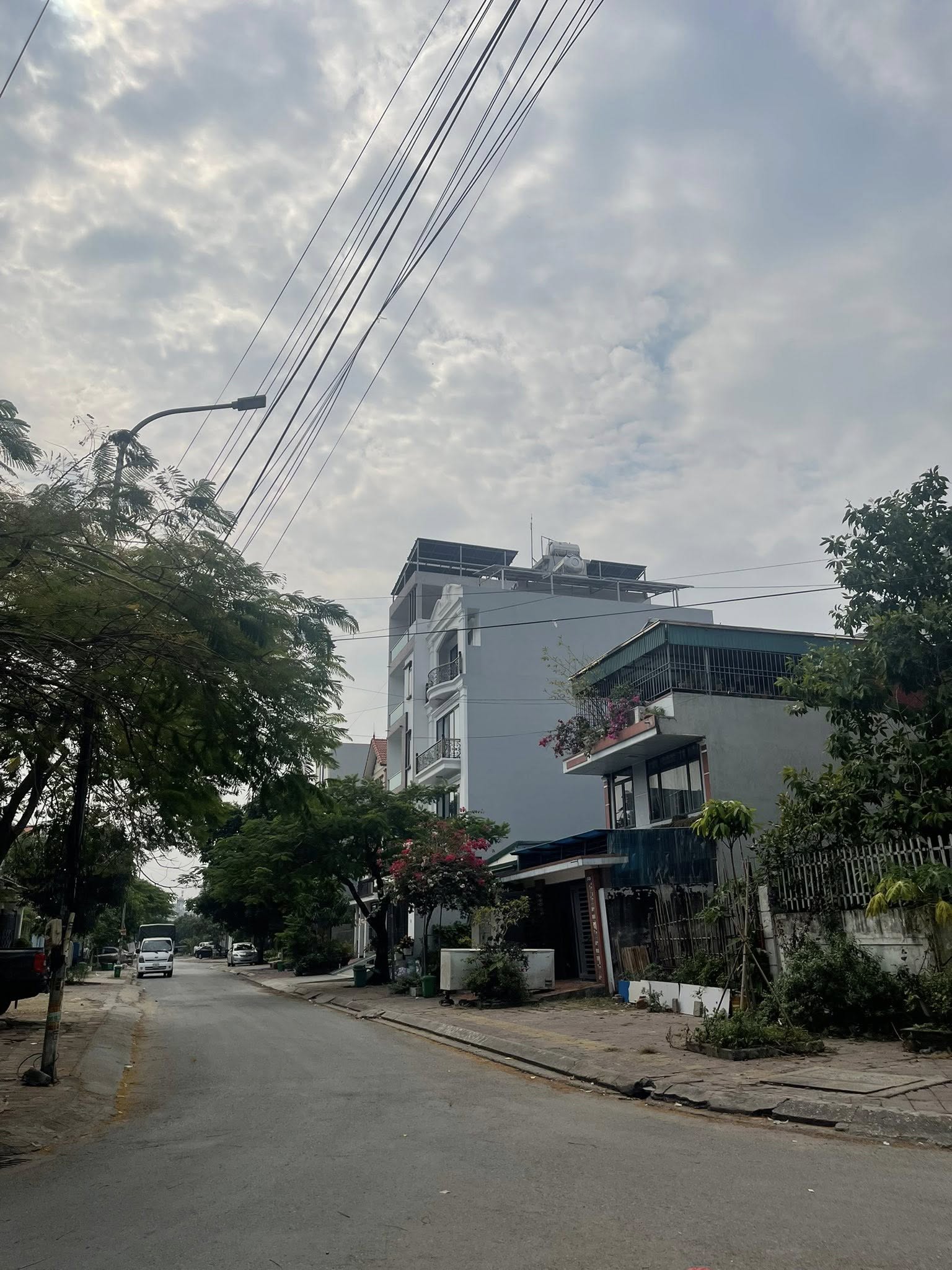 Bán Ô Góc KĐT Cao Xanh,Hà Khánh A Cũ. DT:130.5m2,MT:9m Siêu Đẹp !!!