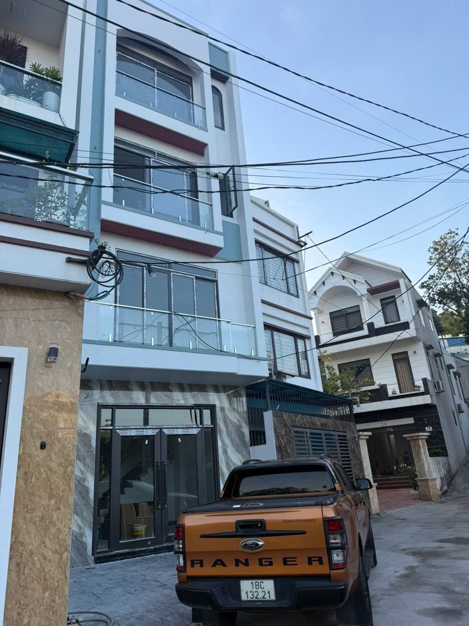 Bán Nhà 4 Tầng Cạnh Lideco Giai đoạn 1. DT:70m2 Oto đỗ cửa !!!