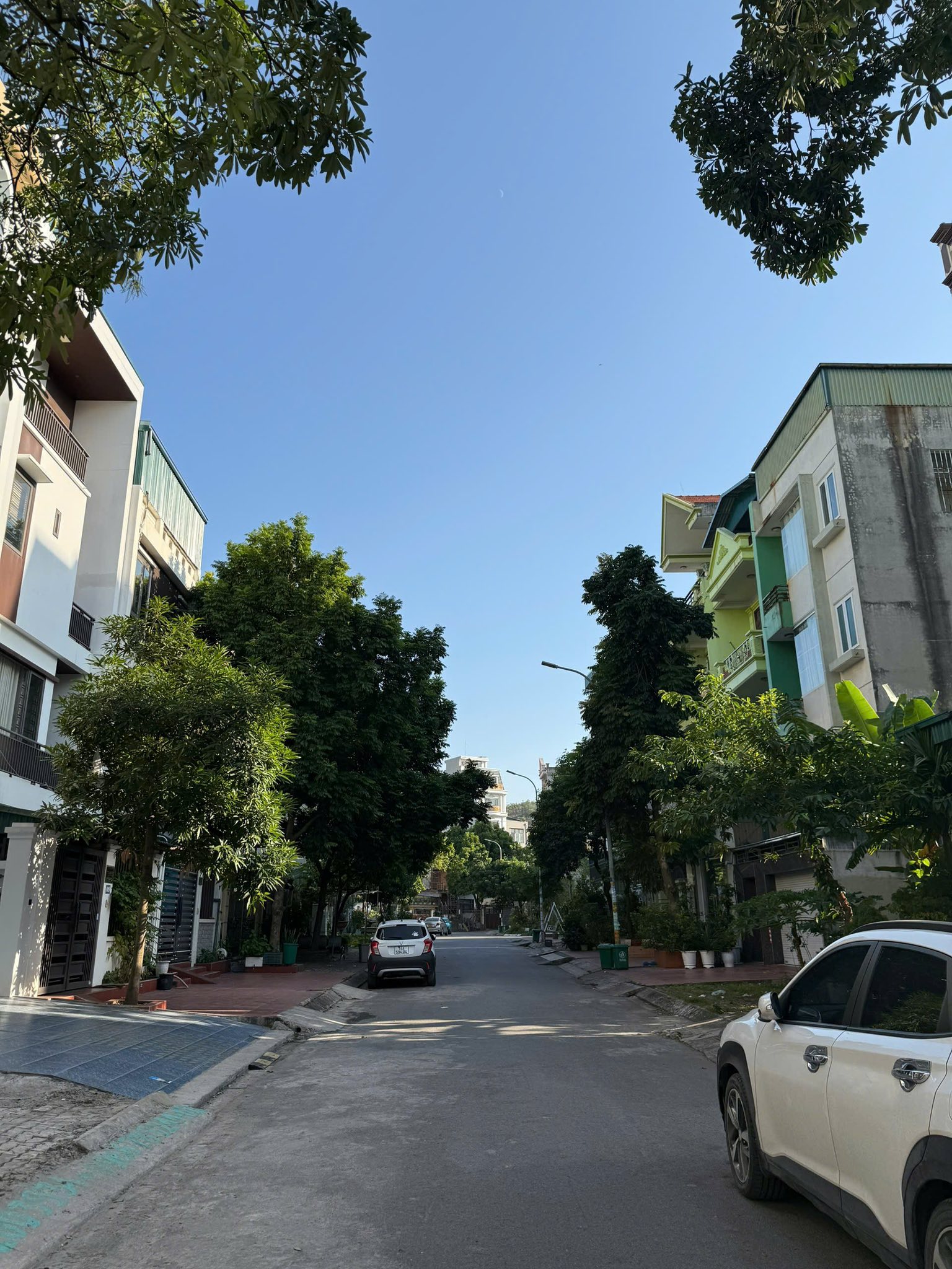 Bán Lô B19-23 KĐT Vựng Đâng,P.Yết Kiêu Cũ. DT:82.5m2,MT:5m5.H:ĐB !!!