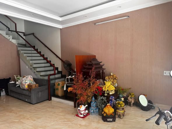 Bán Shophouse Vinhome Bến Đoan. DT:90m2 Siêu Đẹp !!!