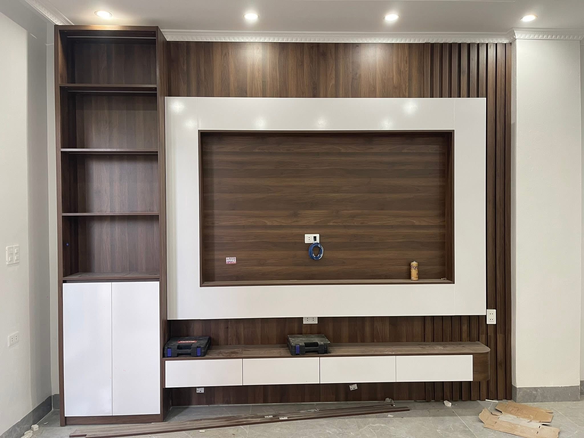 Bán 2 Căn Nhà Ngõ 28 Cao Xanh. DT:50m2 Oto đỗ cửa !!!