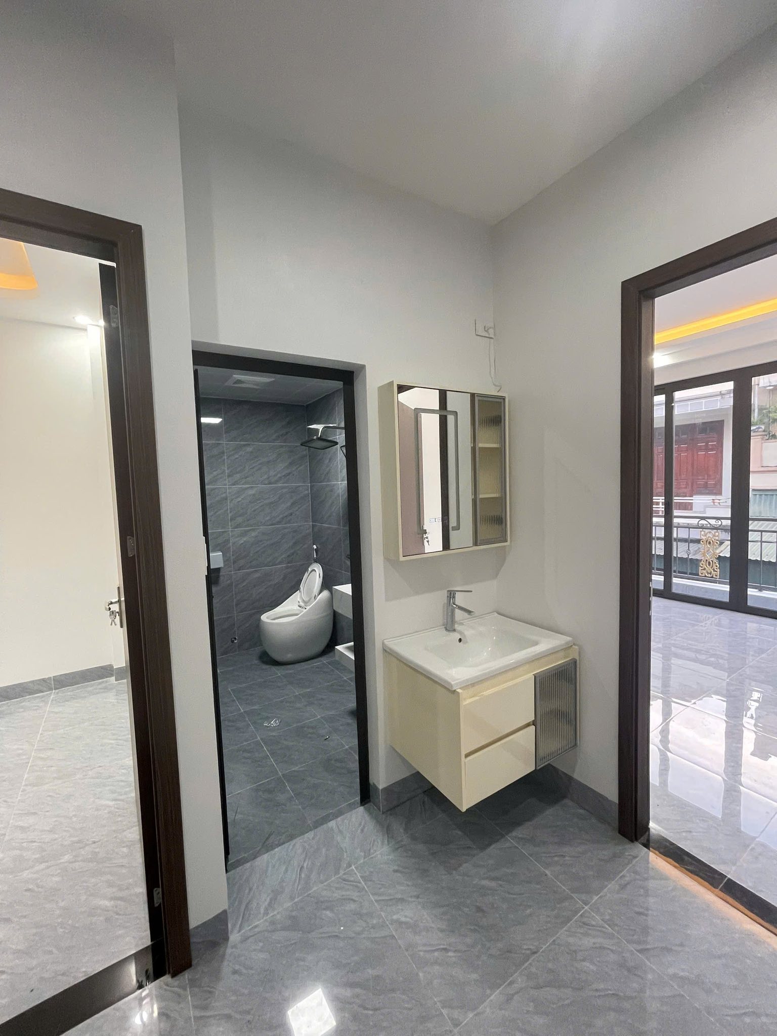 Bán Nhà 4 Tầng Ngõ 5 Bãi Muối,Cao Thắng. DT:60.7m2 Giá Siêu Tốt !!!