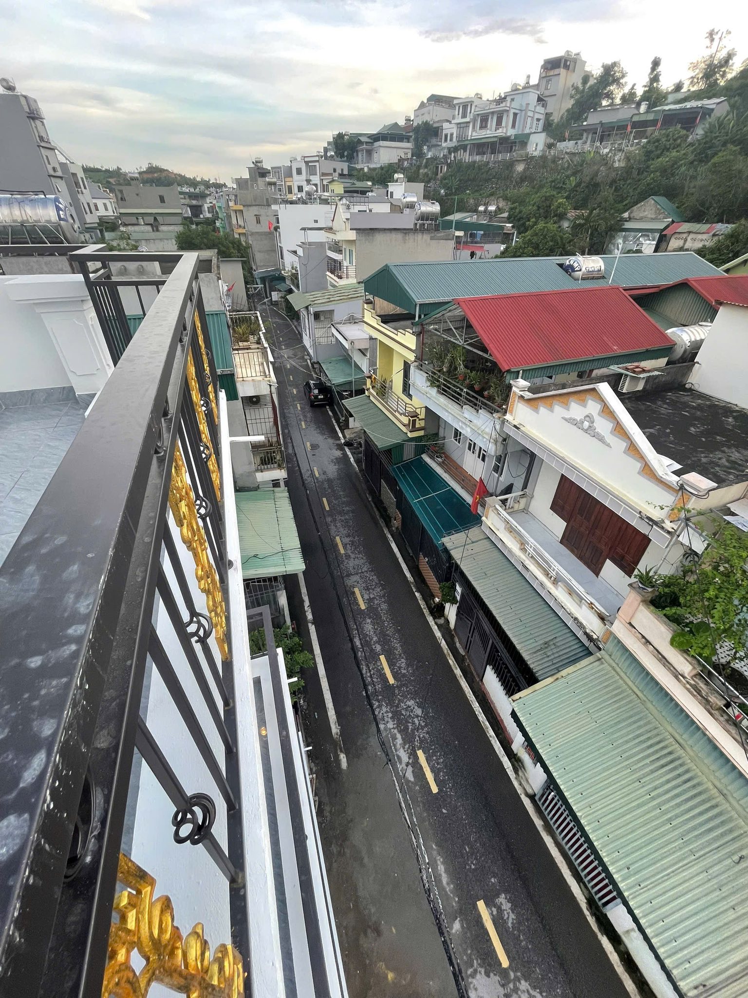 Bán Nhà 4 Tầng Ngõ 5 Bãi Muối,Cao Thắng. DT:60.7m2 Giá Siêu Tốt !!!