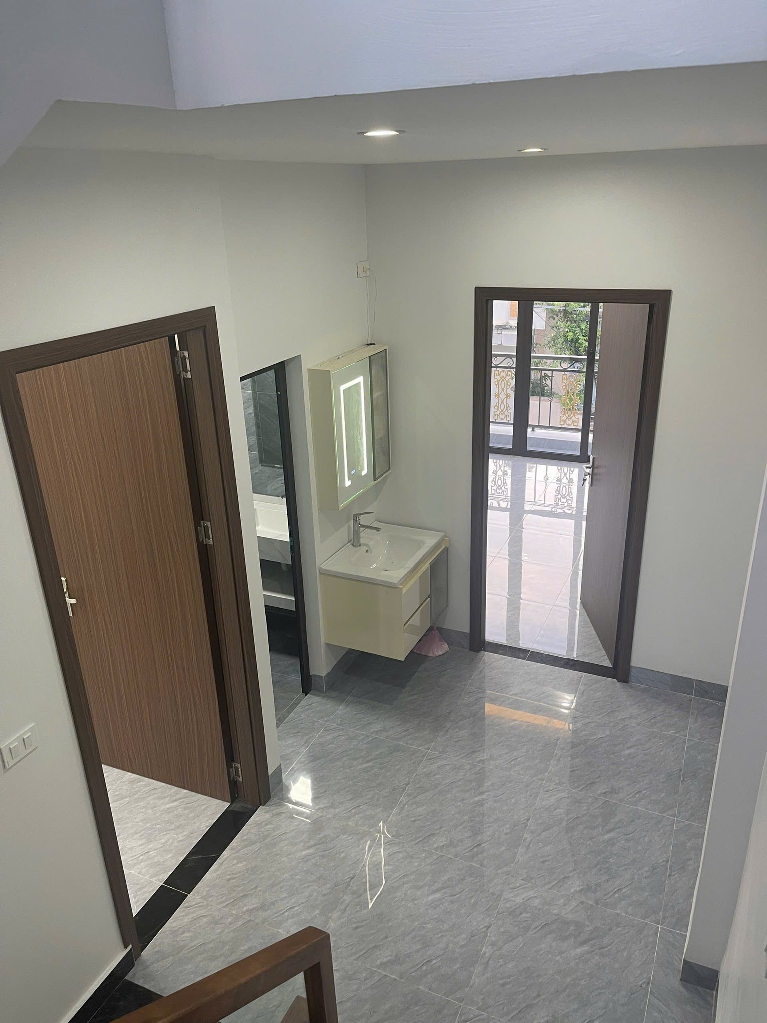 Bán Nhà 4 Tầng Ngõ 5 Bãi Muối,Cao Thắng. DT:60.7m2 Giá Siêu Tốt !!!